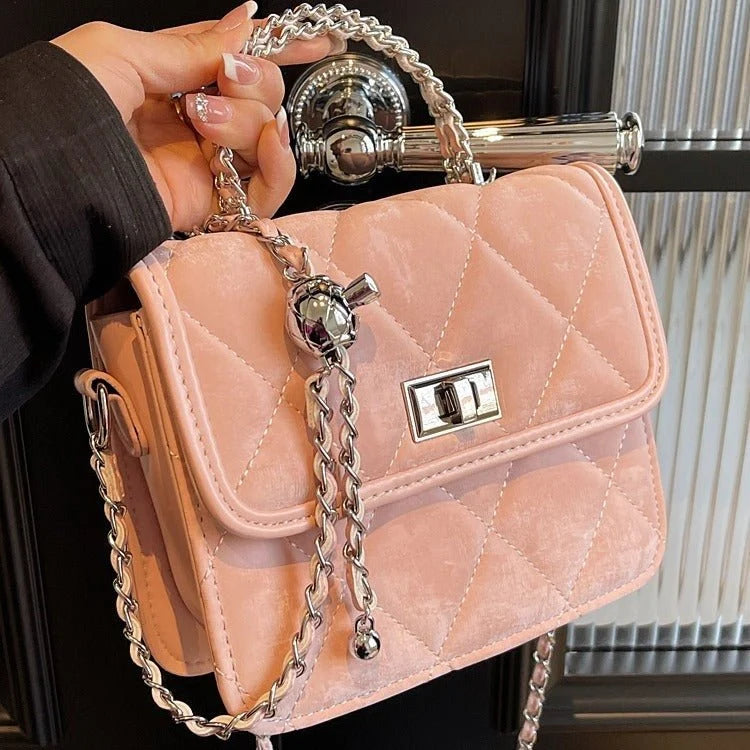 Women's diamond chain crossbody bag